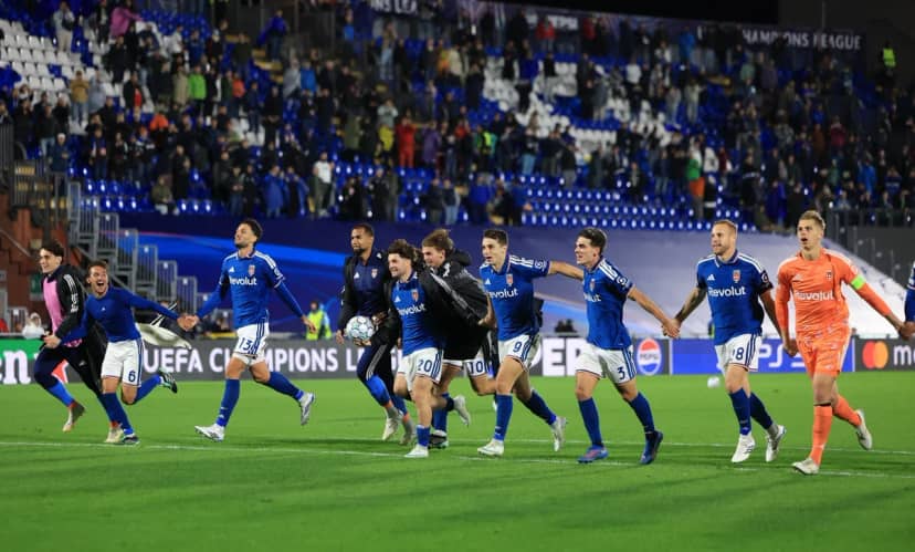 2026-10-21T184715Z_161929999_UP1EMAL1G6PVV_RTRMADP_3_SOCCER-CHAMPIONS-COM-MUN