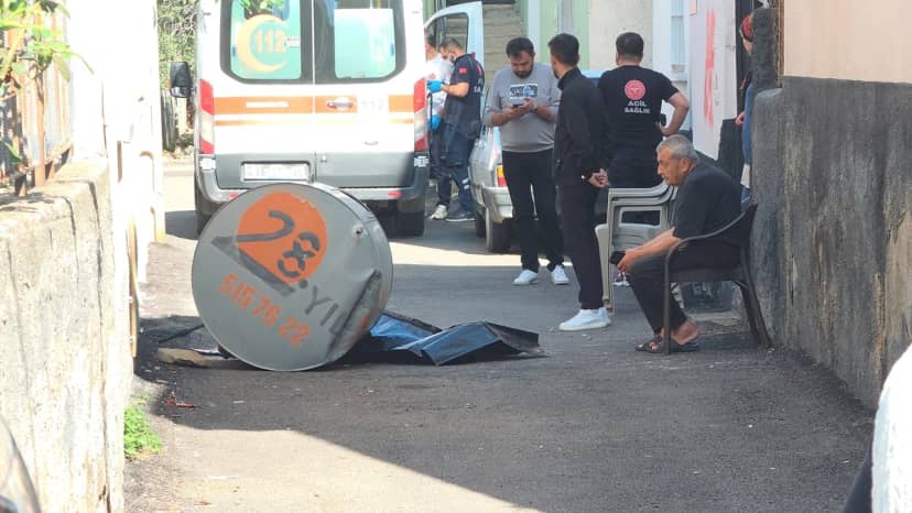Adana Kozan'da su deposu tamir ederken damdan düşen Necati Saygıcak hayatını kaybetti