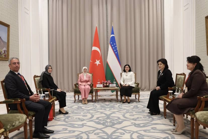 Bakan Göktaş, Özbekistanlı mevkidaşıyla aile ve kadın çalışmalarını görüştü
