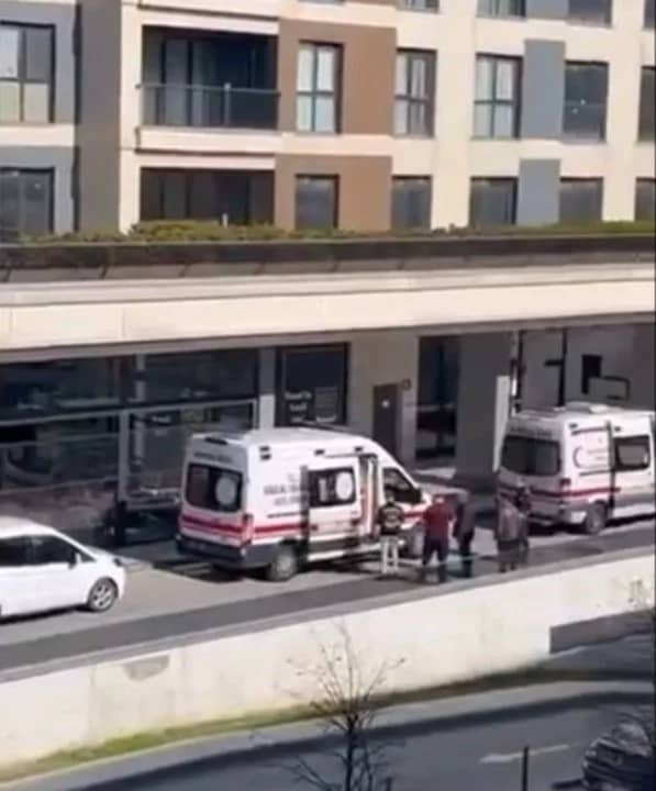 Büyükçekmece’de sır dolu olay! Evden 26 yaşındaki gencin cesedi çıktı