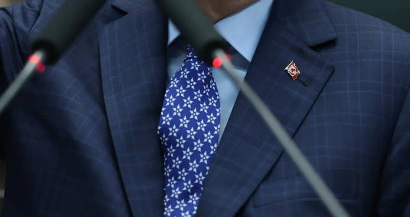 Cumhurbaşkanı Erdoğan’ın kravatındaki detay! Desenlerdeki mesaj ortaya çıktı