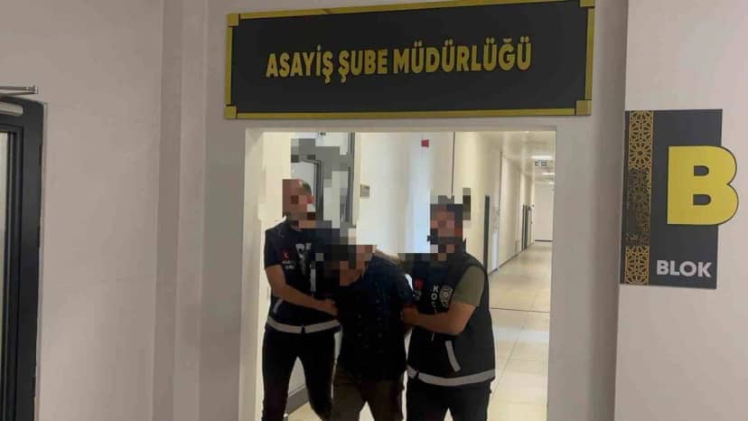 Kocaeli İzmit'te kuzenini bıçaklayarak öldüren sanığa 25 yıl hapis cezası verildi