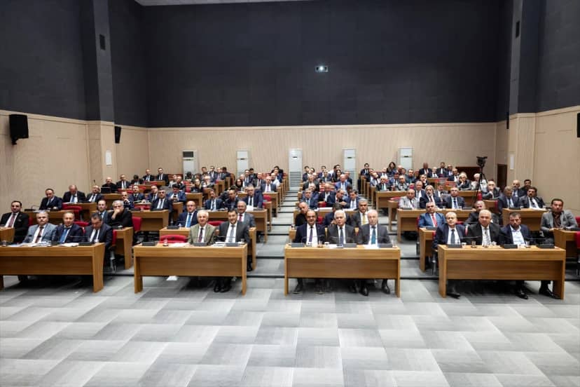 Konya'da İl Koordinasyon Kurulu toplantısında Vali Akın, ortak akıl çağrısı yaptı
