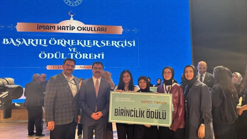 Tekirdağ Şehit Metin Arslan Kız Anadolu İmam Hatip Lisesi Türkiye birincisi oldu