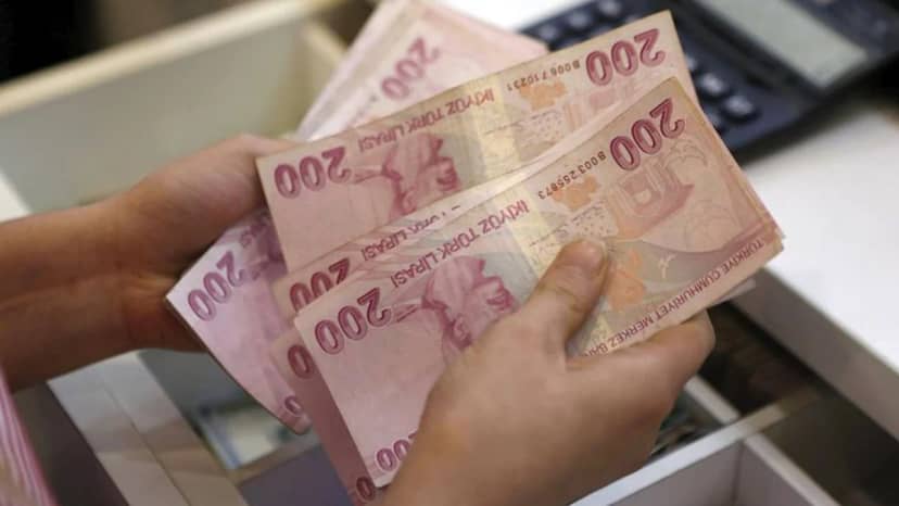 9.500 liralık artış! Asgari ücrette 3 farklı zam hesabı