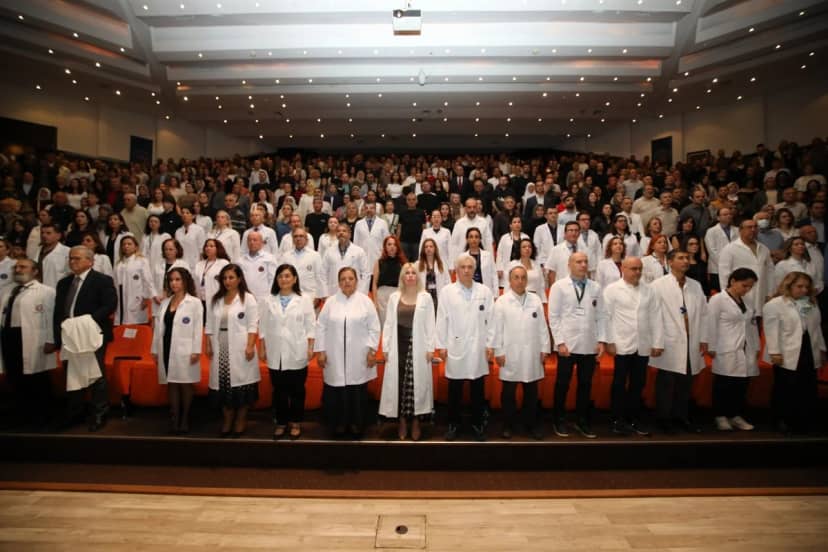 Akdeniz Üniversitesi Rektörü Özkan, 330 tıp öğrencisine 'bilmiyorum' demeyi öğütledi