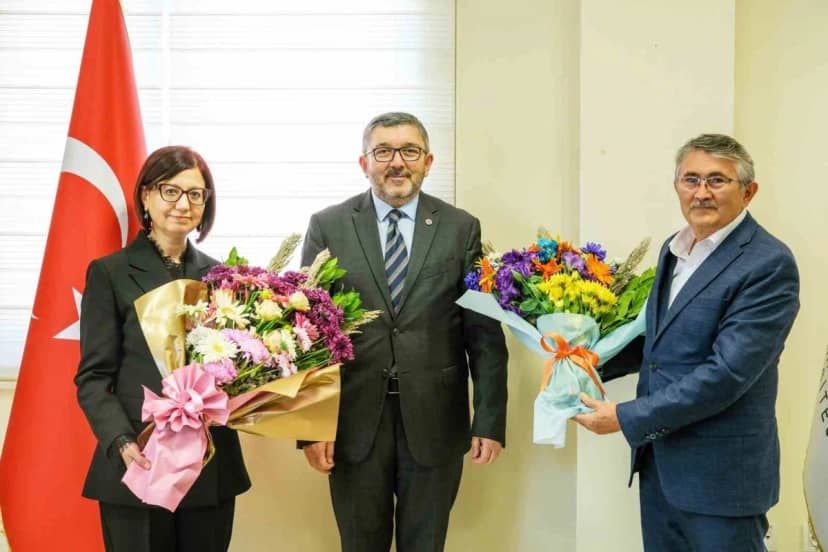 Bilecik Şeyh Edebali Üniversitesi Fen Fakültesinde dekanlık Serpil Türkyılmaz'a geçti