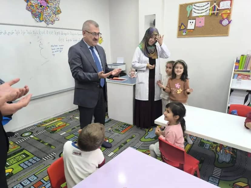 Erzurum İl Müftüsü Çapçı, Hınıs ve Horasan'da kursları ve gençleri ziyaret etti