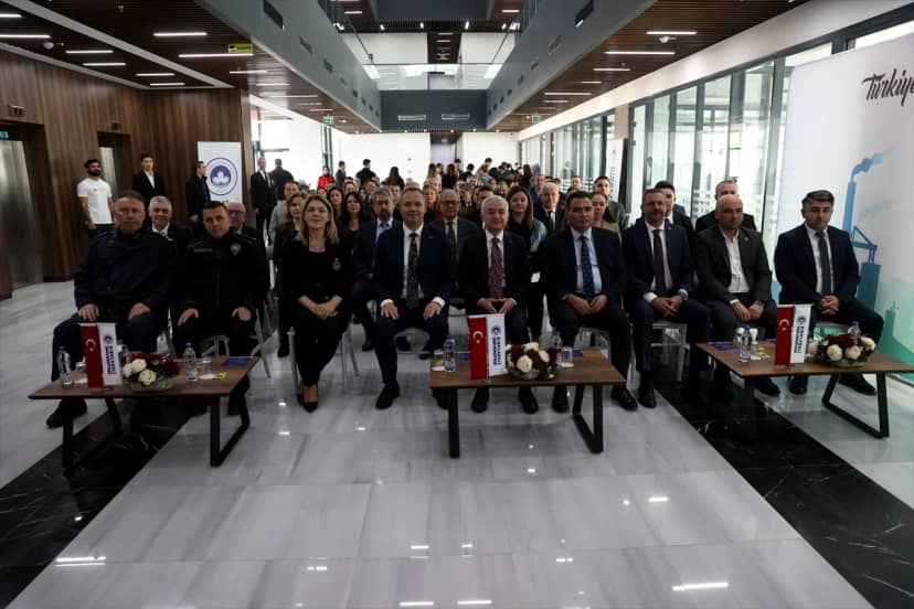 Kırklareli OSB'de yeşil dönüşüm çalıştayı Vali Turan'ın katılımıyla gerçekleştirildi
