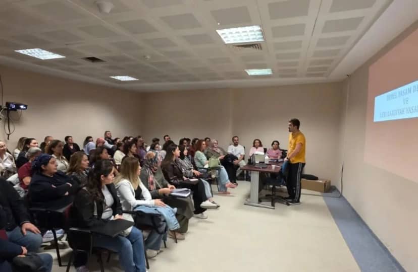 Nazilli Devlet Hastanesi'nde yoğun bakım ve acil personeline 3 günlük eğitim verildi