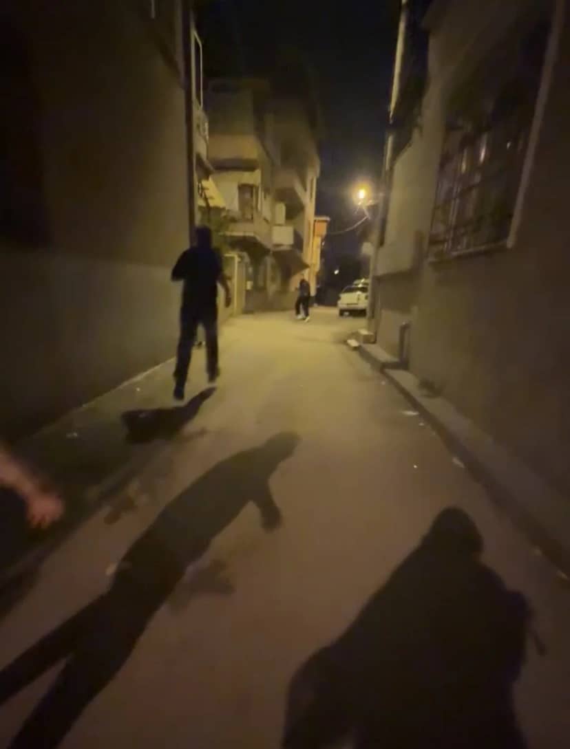 Takip etti, kaza yaptırdı, taşla kovaladı! Kavganın faturası iki sürücüye de ağır oldu
