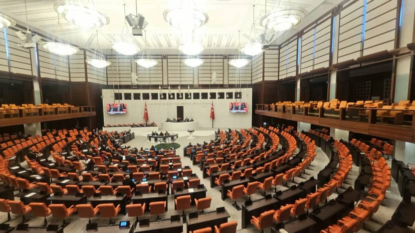 Yeni Yol Grup Başkanı Ekmen, fon vurgununda 7 milyon mağdur olduğunu savundu