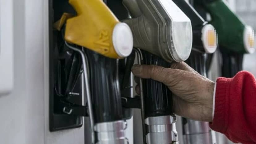 Benzin ile motorin arasındaki makas açılıyor! 1 depoda fark 1.025 TL