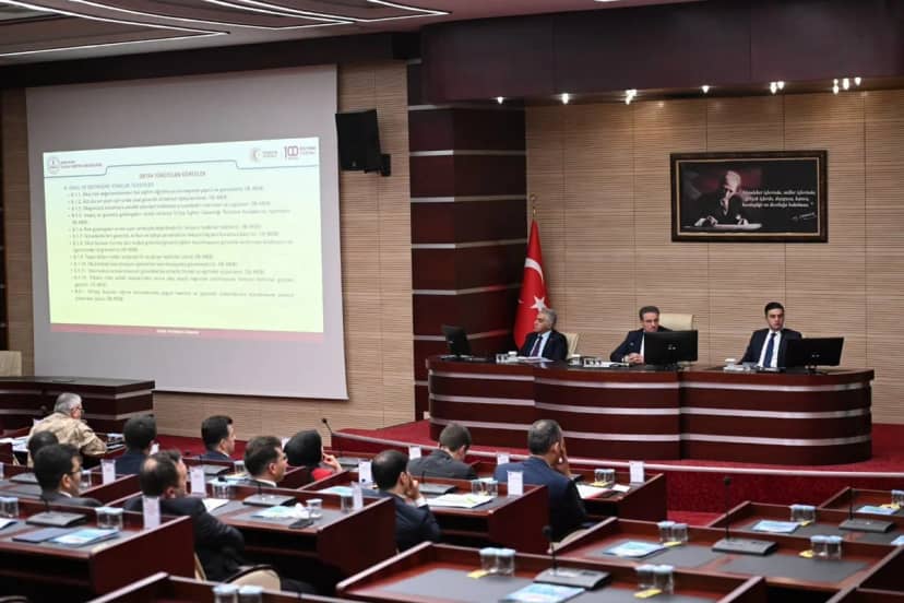 Erzurum'da eğitim güvenliği için kurul Vali Baruş başkanlığında toplandı