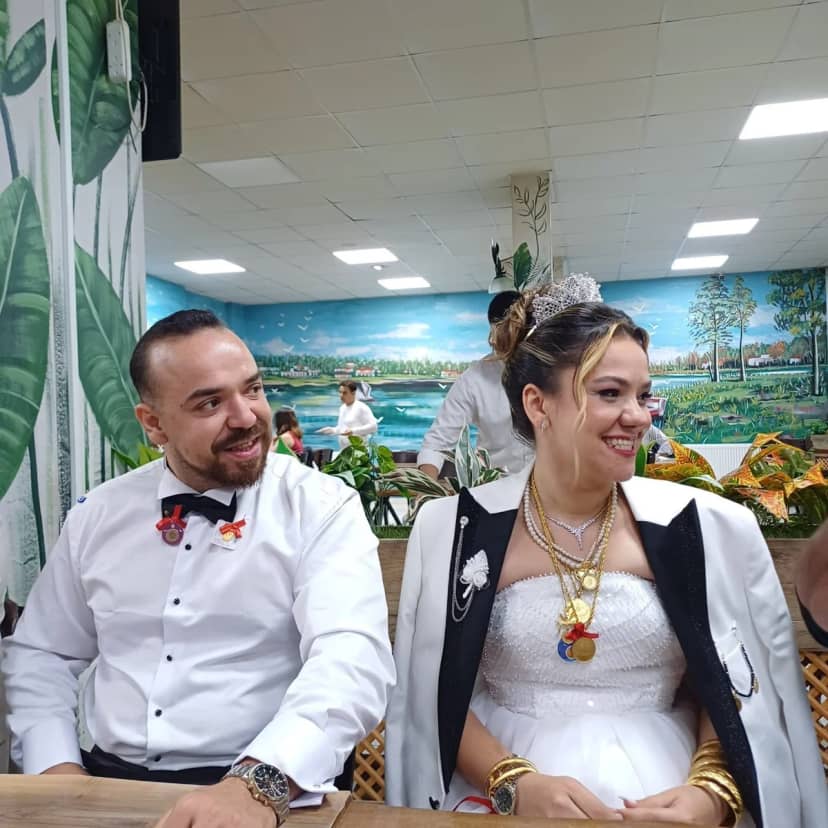 Evde bırakıp balayına gittiler! Genç çiftin düğünde takılan altınları böyle çalındı