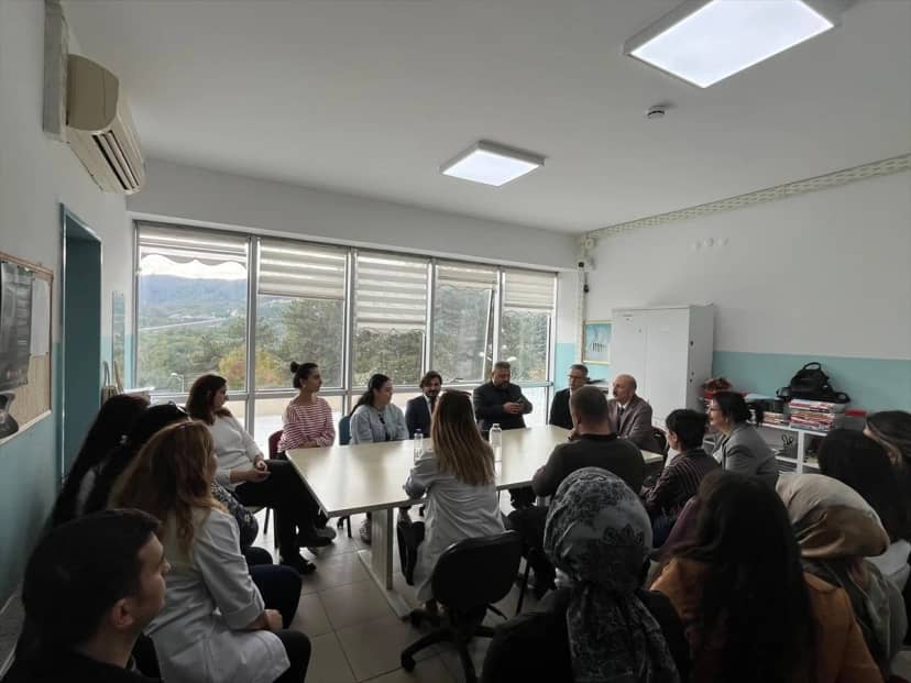 Kırklareli İl Milli Eğitim Müdürü Altınöz, Demirköy'deki okulları denetledi