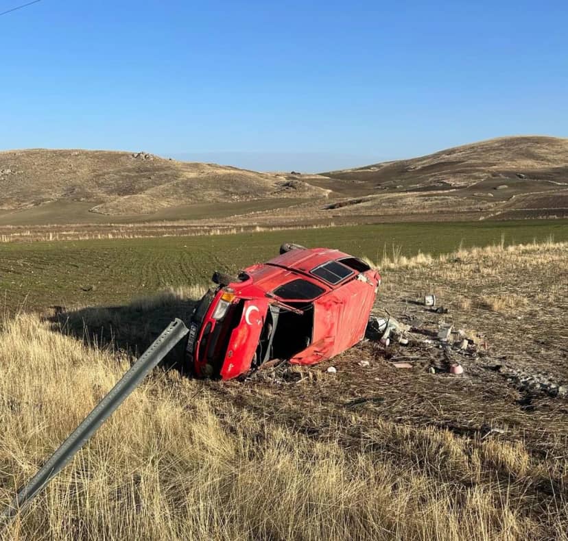 Konya'nın Kulu ilçesinde işçi servisi şarampole devrildi, 6 kişi yaralandı