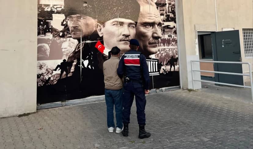 Manisa'da 78 yıl 9 ay 10 gün kesinleşmiş hapis cezası olan firari hükümlü yakalandı