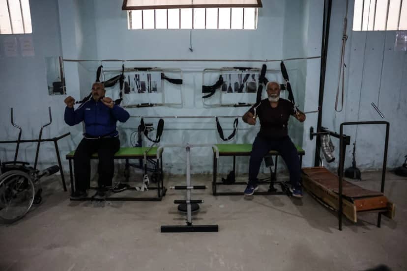 Savaşın yaralarını sporla sarıyor! Suriye'ye dönen boks şampiyonundan ilginç salon