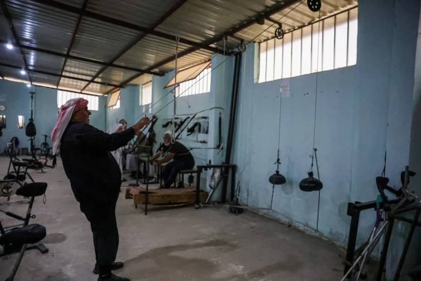 Savaşın yaralarını sporla sarıyor! Suriye'ye dönen boks şampiyonundan ilginç salon