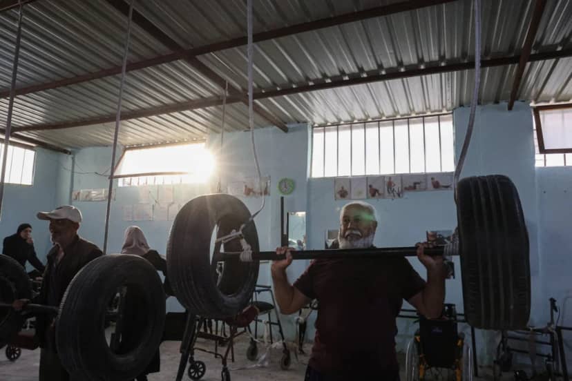 Savaşın yaralarını sporla sarıyor! Suriye'ye dönen boks şampiyonundan ilginç salon