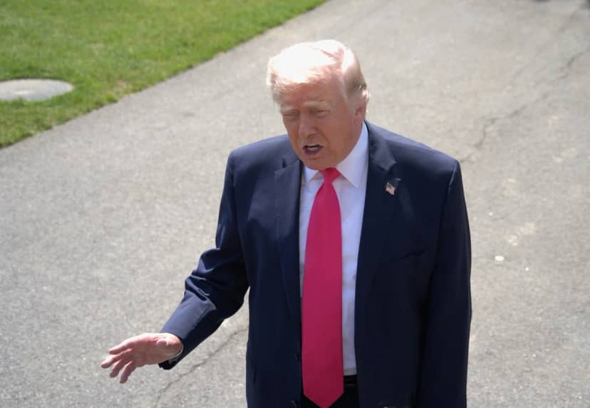 Trump İran'a saldırıların sürebileceğini, nükleer silaha izin vermeyeceğini açıkladı