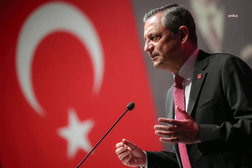 YENİ Parti Genel Başkanı Özgür Özel, yarın İzmir'de basın yürüyüşüne katılacak