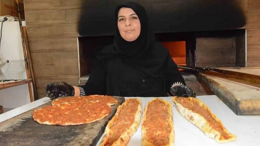29 bin nüfuslu ilçede iki restoran işletiyor! "Kadın olarak tepki gördüm"