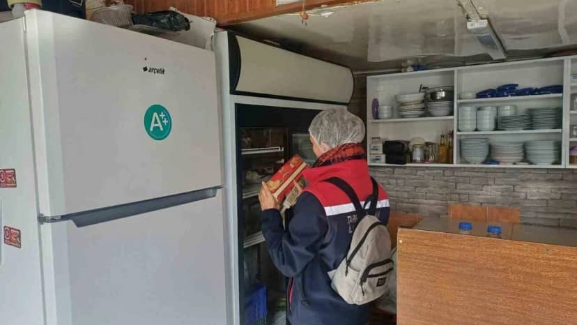 Aydın Sultanhisar'da Tarım ve Orman Müdürlüğü okul kantinlerini denetliyor
