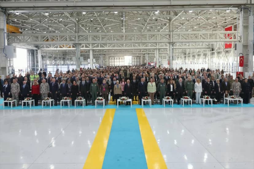 Bakan Güler, Eskişehir'de Hava Bakım Fabrika Müdürlüğünün 100. yıl törenine katıldı