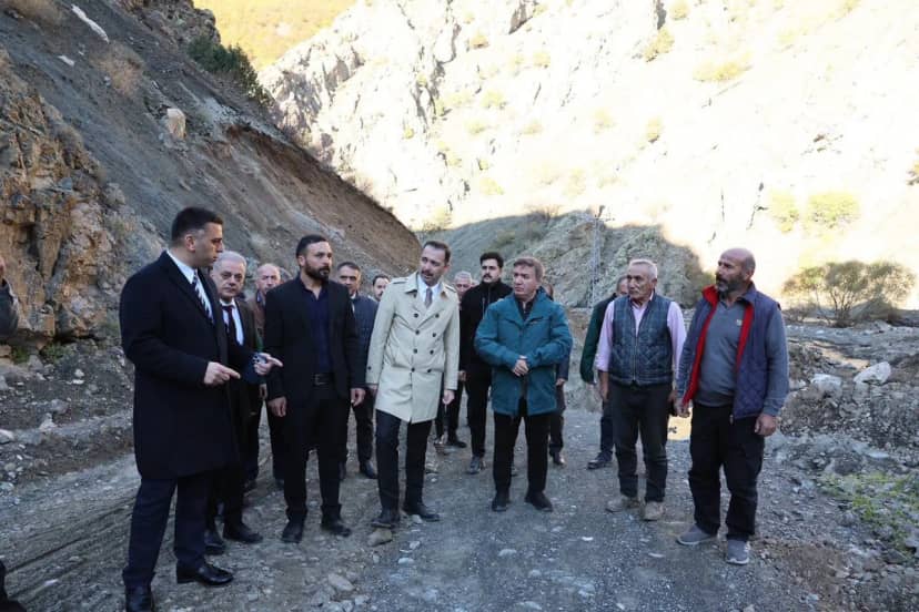 Erzincan Valisi Aydoğdu, yağıştan zarar gören Kureyşli Sarıkaya'da inceleme yaptı