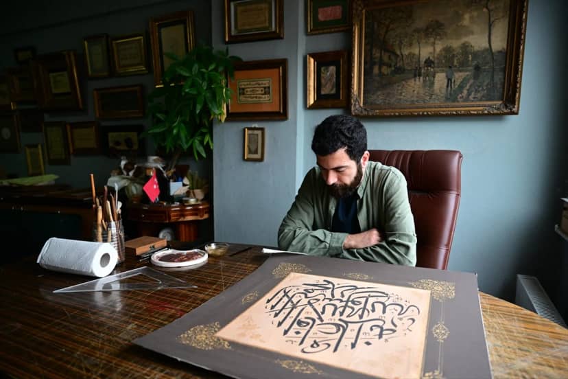 Ferhad Gündem, 100'ü aşkın eski eseri dönemin anlayışına uygun restore ediyor