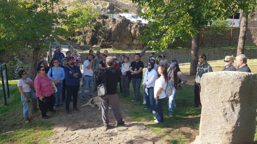 Gaziantep İslahiye'de 8 ülkeden akademisyenler Yesemek Heykel Atölyesi'ni gezdi