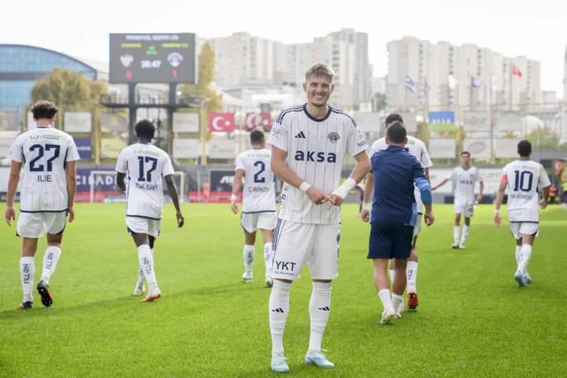 Kasımpaşa da Emre Belözoğlu fırtına gibi esiyor! Eyüpspor u da geçti 4