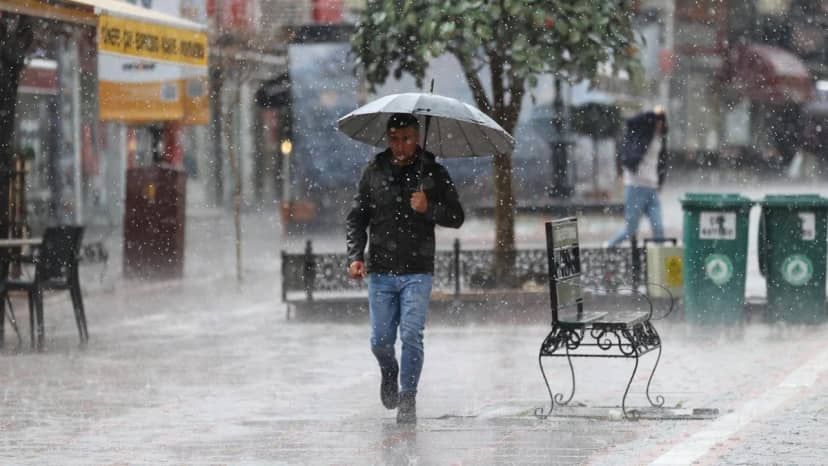 Orhan Şenden sel riskine karşı uyardı: İstanbul için tarih verdi