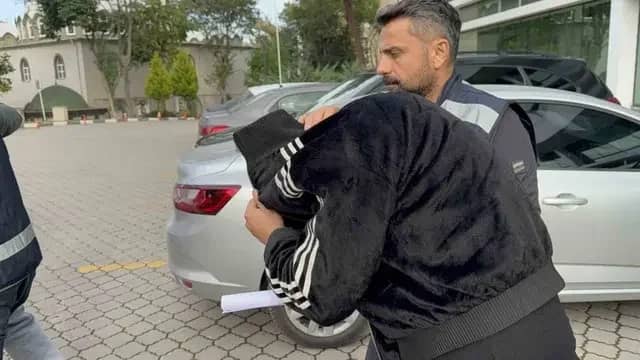 Sosyal medyada tanıştığı kişilerin tuzağına düştü: 300 bin liralık kredi çektirip gasp ettiler 2