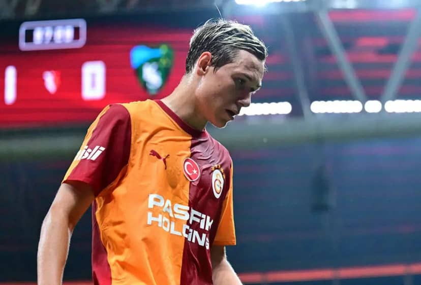 Aleksey Batrakov için Fenerbahçe derbisi öncesi transfer iddiası 3
