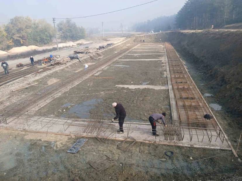 Bolu İl Özel İdaresi Mudurnu'da 7,2 kilometrelik asfalt çalışmasını sürdürüyor