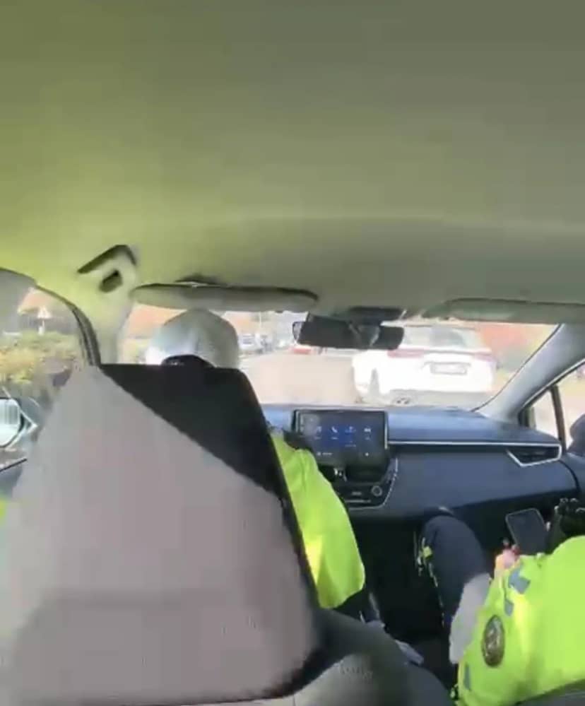 Eskişehir'de KPSS'ye geç kalan genç, polis aracıyla son saniyede yetiştirildi