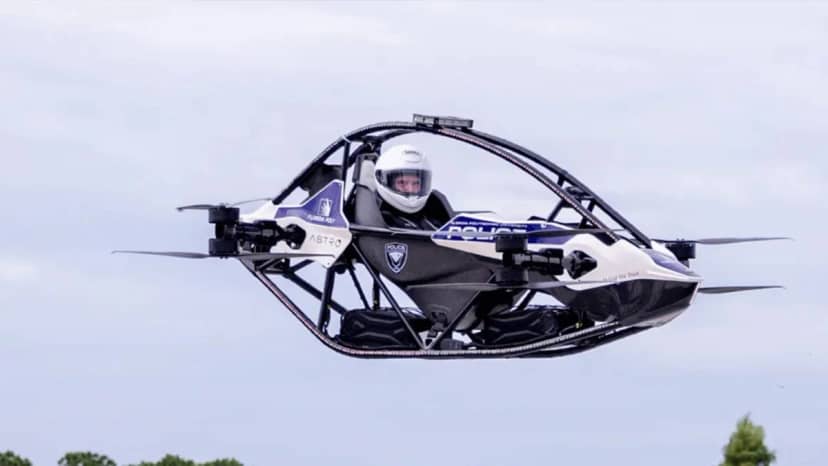 Florida polisinden uçan devriye aracı: Tek kişilik Astro, 20 dakika havada kalabiliyor
