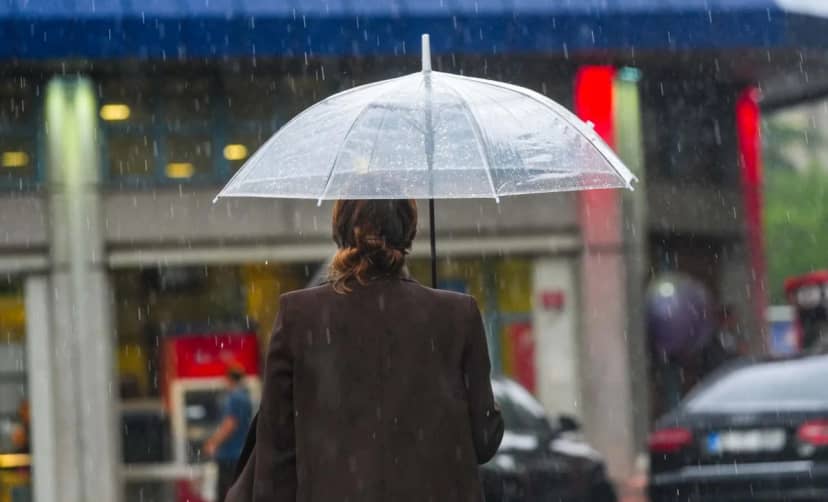 Meteoroloji'den sarı kodlu uyarı var! İstanbul dahil birçok kentte kuvvetli sağanak bekleniyor