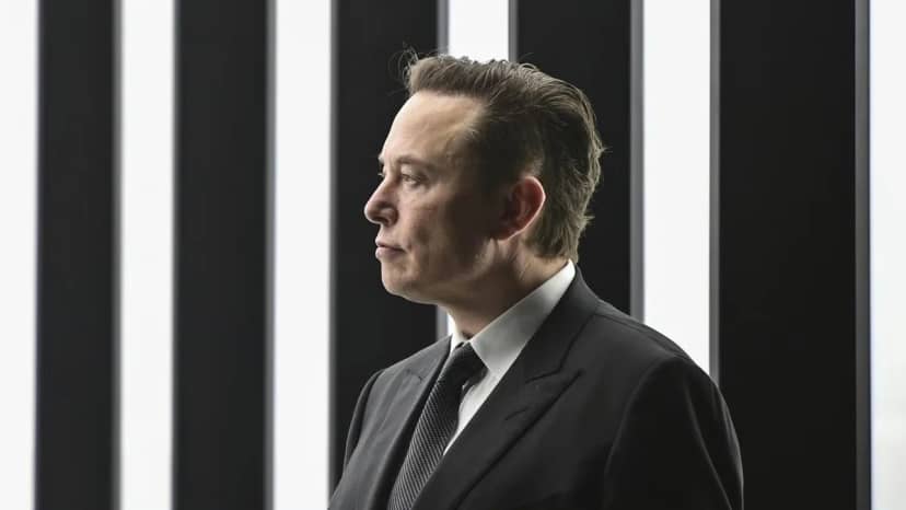 Musk, Ukrayna'nın Starlink koşullarını ihlal ettiğini, açığın kapandığını savundu
