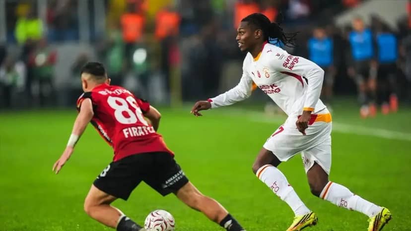 Rafael Leao, Fenerbahçe derbisinde oynayacak mı? İşte son durum