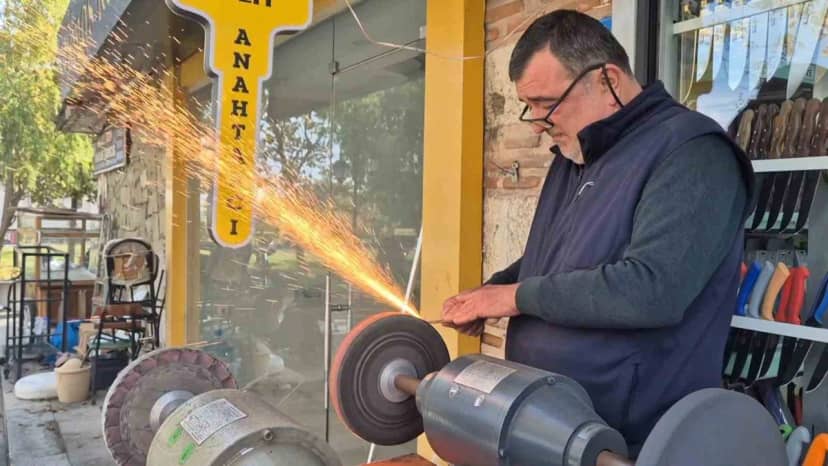 Tekirdağ'da Bıçakçı ailesi 147 yıllık mesleği 6'ncı kuşağa ulaştırmak istiyor