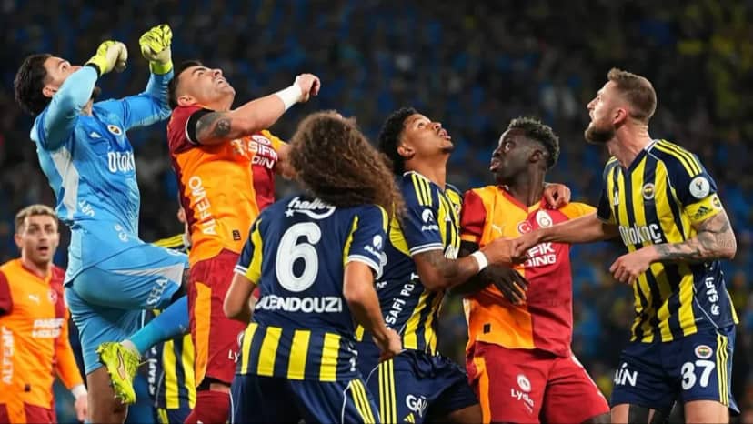 Derbiyi hangi kanal veriyor, spikeri kim? GS FB maçını anlatacak spiker açıklandı