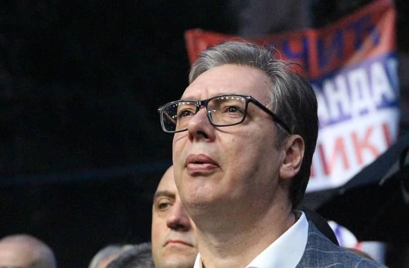 Sırbistan'da 14 yıllık iktidar devrildi! Yeni yönetim Kosova'yı tanıyacak mı?