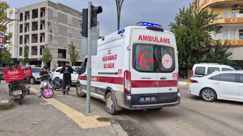 Adıyaman'da iddiaya göre devrilen motosikletin sürücüsü yaralandı
