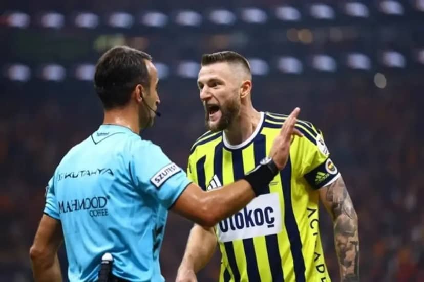 Ahmet Çakar penaltı dedi, Trio ekibi karşı çıktı! Skriniar ın pozisyonu tartışma yarattı 1