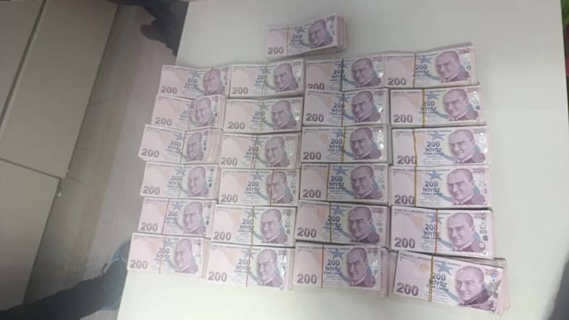 DEAŞ'ın finans ağına 2 ilde operasyon! 16 gözaltı, 2 milyonluk para ve altına el konuldu
