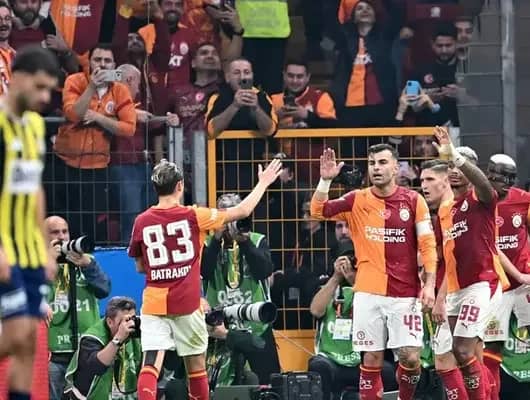 Derbi sonrası Fenerbahçe'ye sert eleştiriler! "Zavallı bir görüntü"